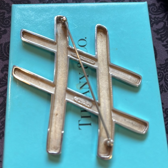 TIFFANY & CO PALOMA PICASSO PIN - Picture 2 of 2